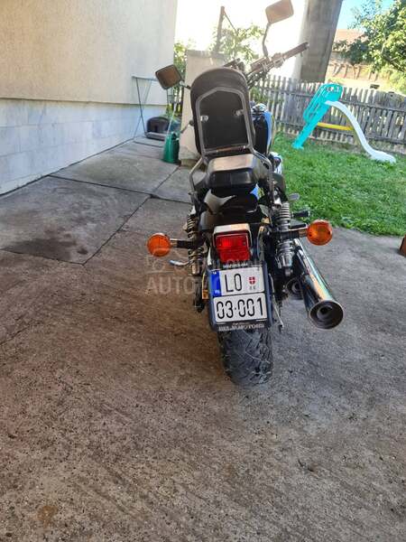 Honda Shadow-Black Widow