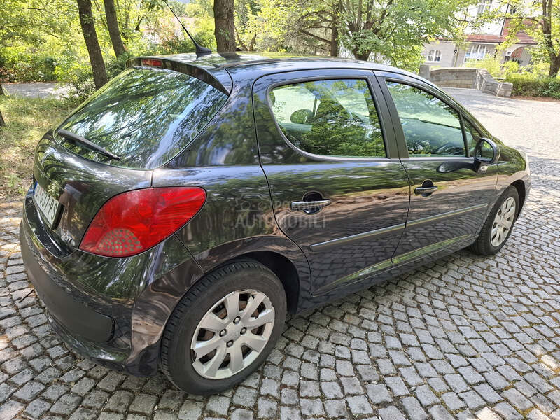 Peugeot 207 peugeot 207 1.4 hdi