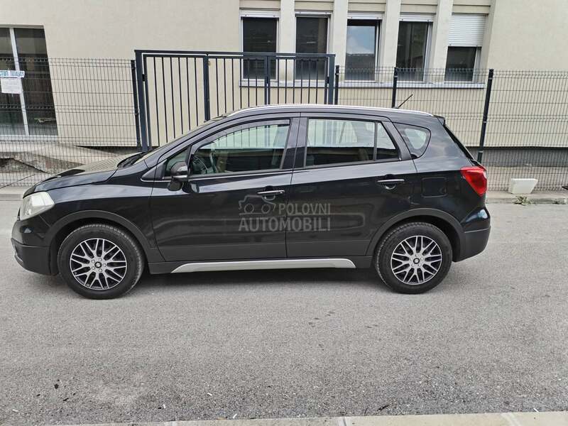 Suzuki SX4 S-Cross 