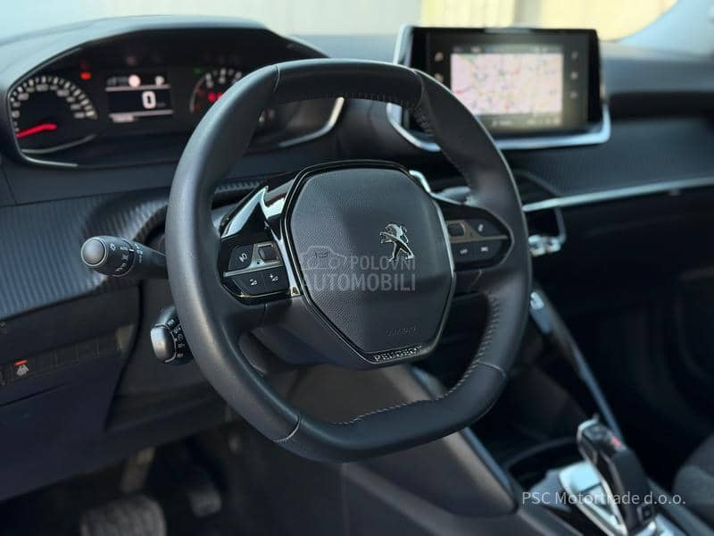 Peugeot 2008 Style/Kamera/Led