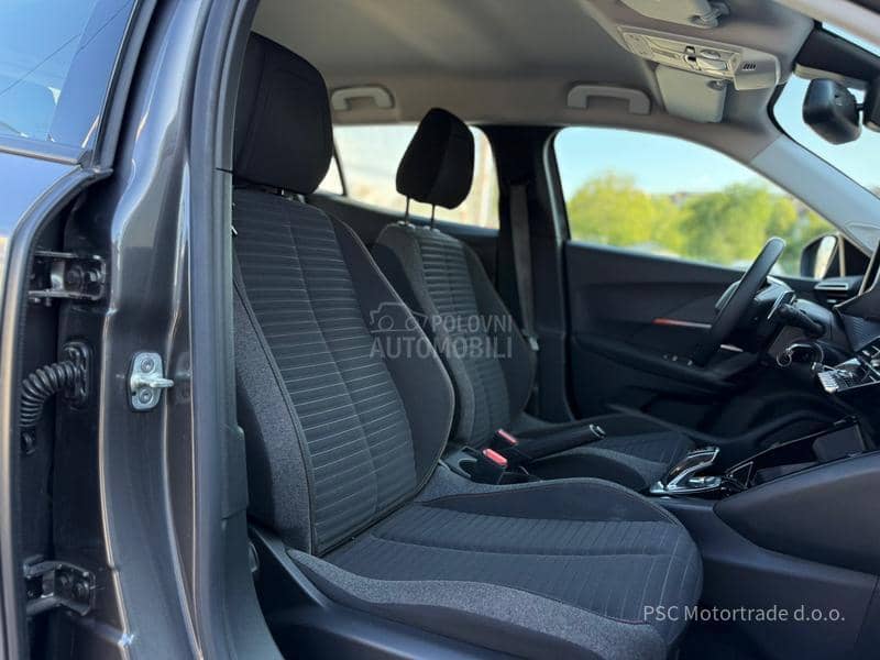 Peugeot 2008 Style/Kamera/Led