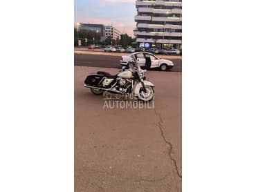 Harley Davidson dyne super glide