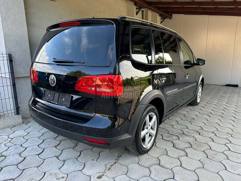Volkswagen Touran 1.4 TSI DSG