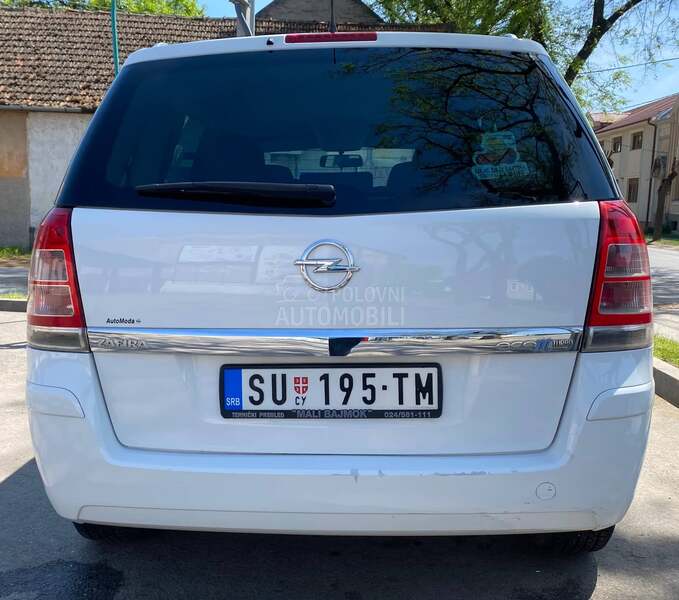 Opel Zafira 