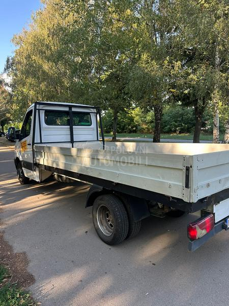 Mercedes Benz Sprinter 