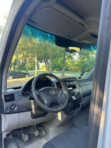 Mercedes Benz Sprinter 