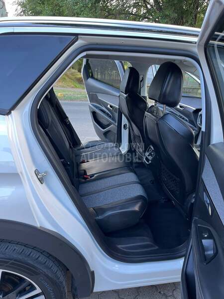 Peugeot 3008 1.2 Allure BiColor