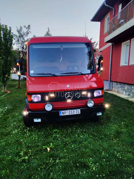 Mercedes Benz 814DKA