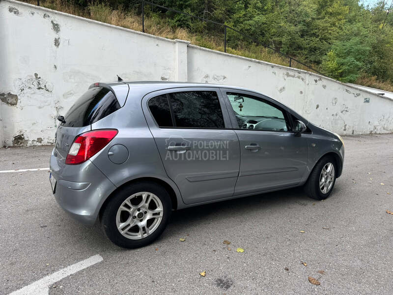 Opel Corsa D 