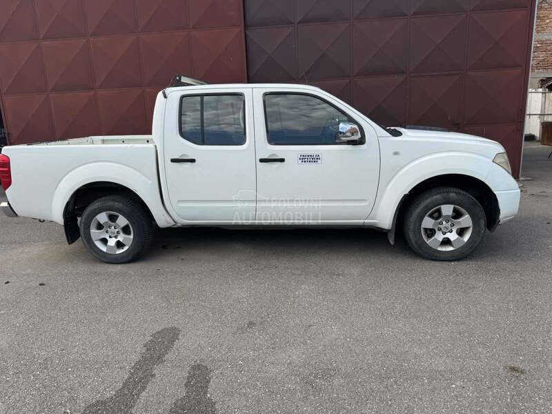 Nissan Navara 