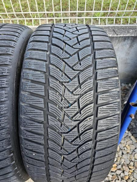 Dunlop 245/40 R18 Zimska