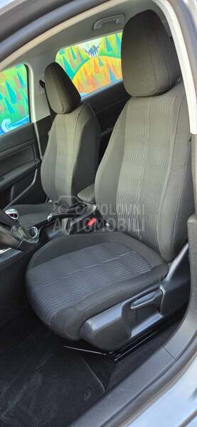 Peugeot 308 1.6HDI  BLUEHDI