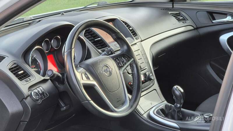 Opel Insignia 2.0 CDTI
