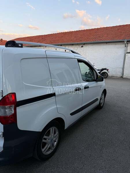 Ford Transit Courier 1.0