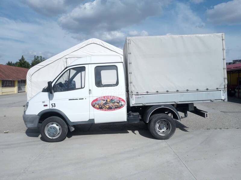 GAZ Ella 2.8