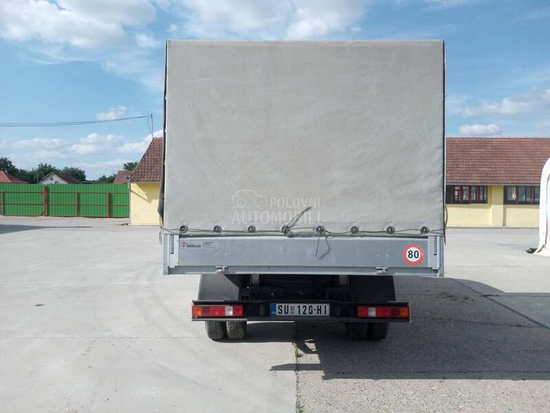 GAZ Ella 2.8