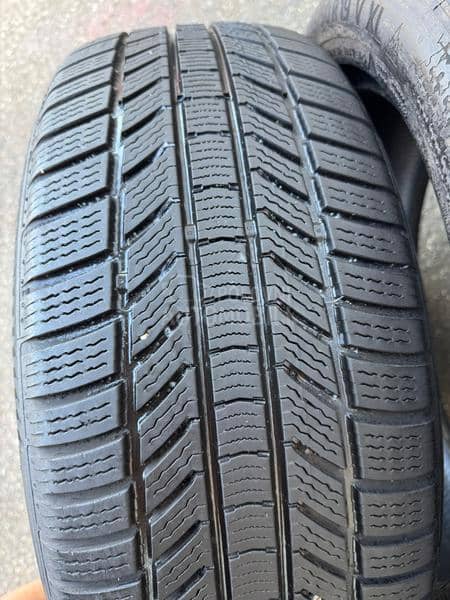 Continental 235/50 R19 Zimska