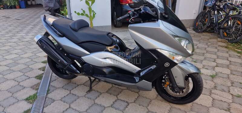 Yamaha Tmax