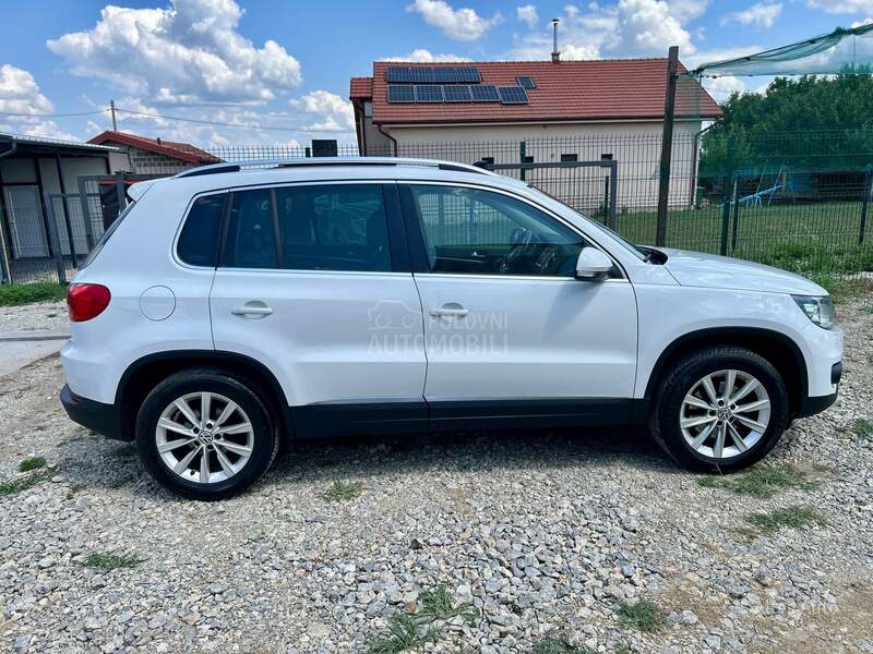 Volkswagen Tiguan 2.0 TDI PANO/NAV 4x4