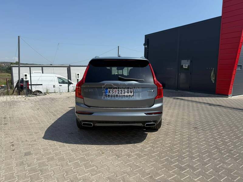 Volvo XC90 R-Design