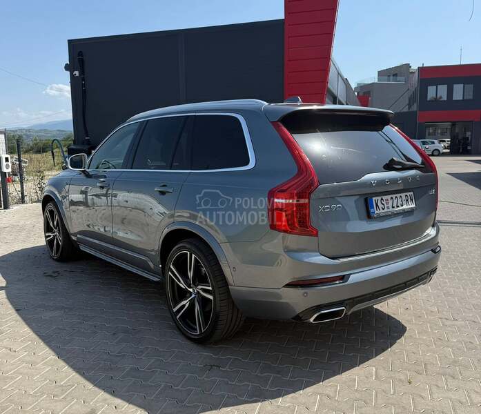 Volvo XC90 R-Design