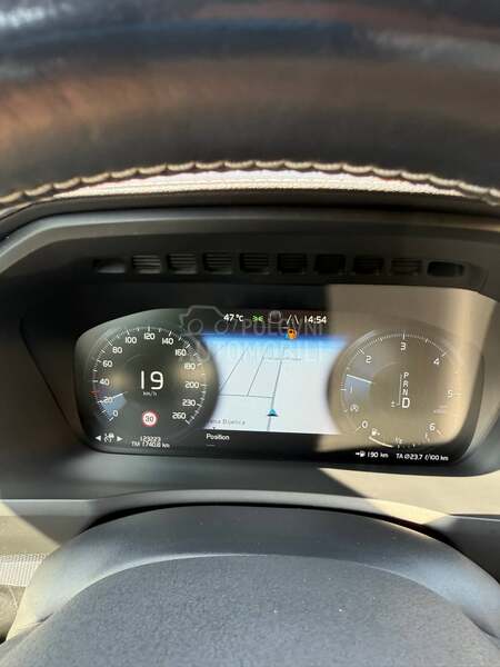 Volvo XC90 R-Design