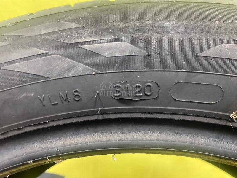 Nokian 225/50 R18 Letnja
