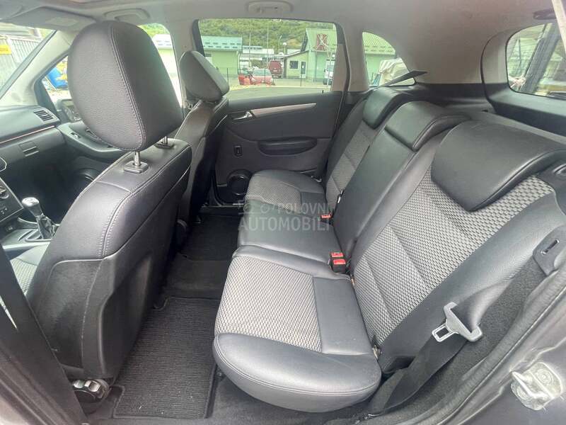 Mercedes Benz B 180 1.7