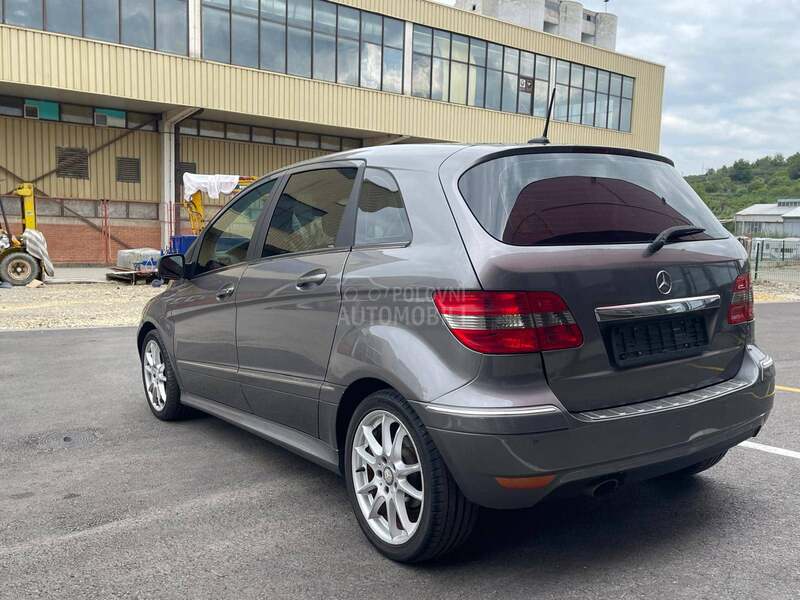 Mercedes Benz B 180 1.7