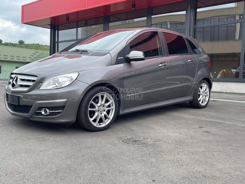 Mercedes Benz B 180 1.7