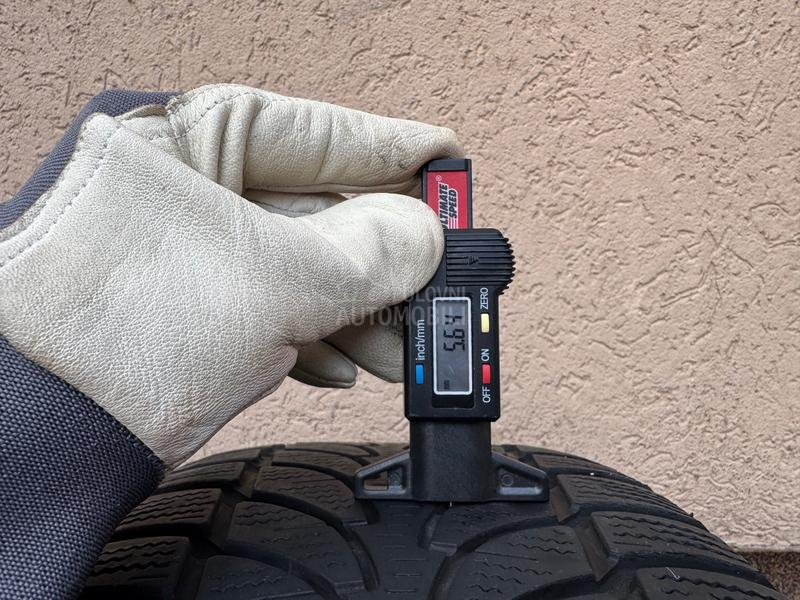 Bridgestone 225/60 R18 Zimska