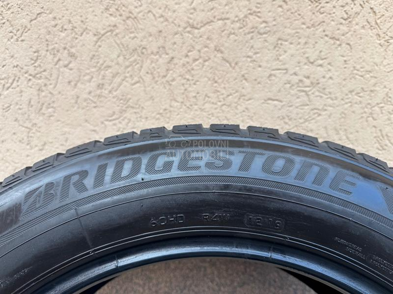 Bridgestone 225/60 R18 Zimska