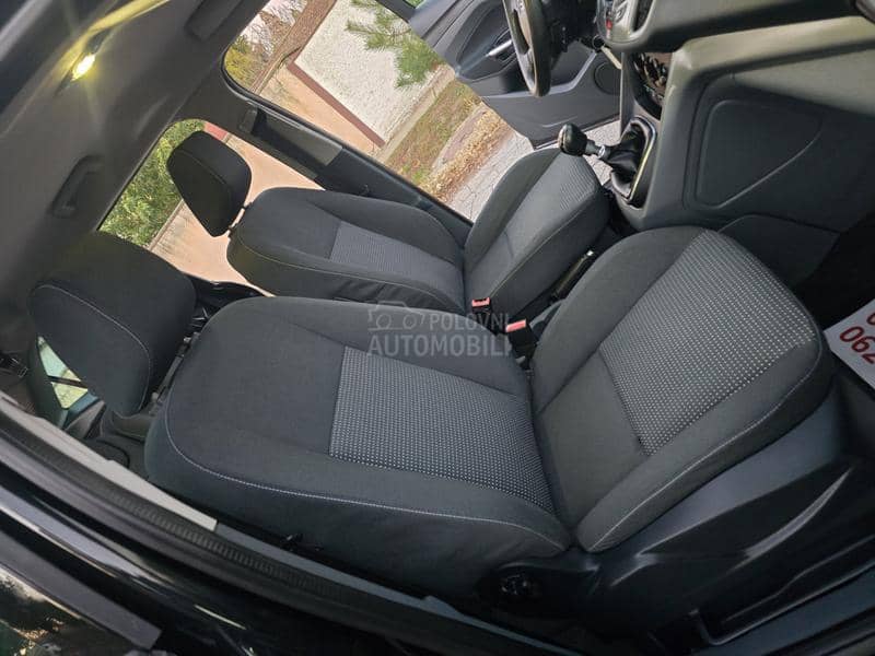 Ford C-Max 1,6 Titanium X