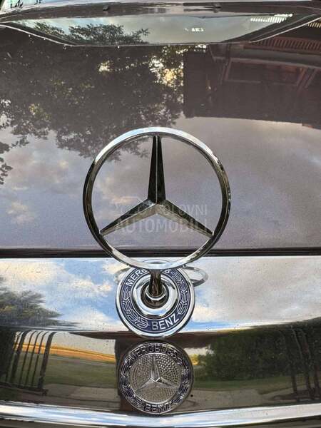 Mercedes Benz W124 200D