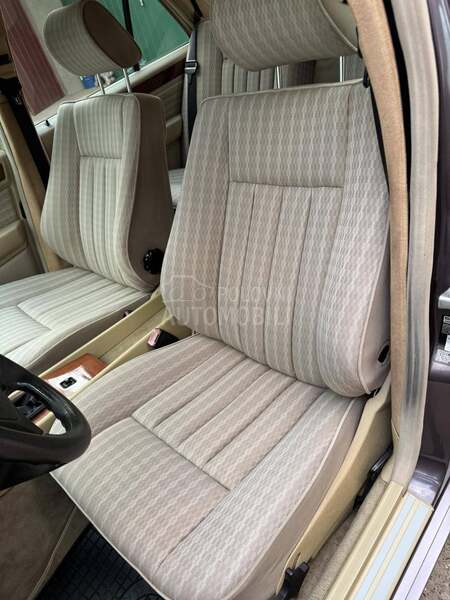 Mercedes Benz W124 200D