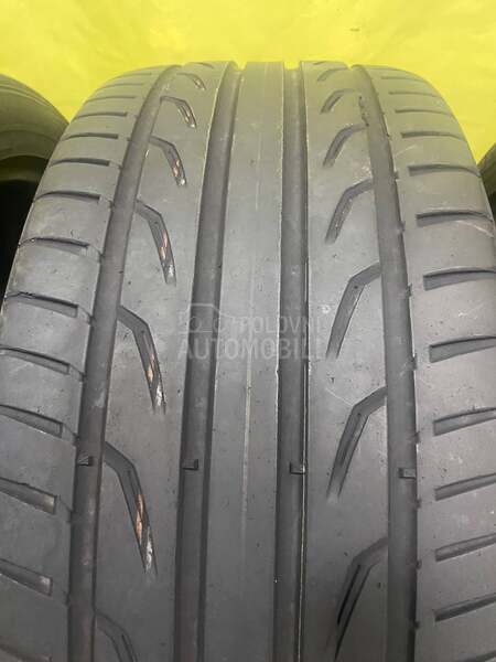 Semperit 245/45 R19 Letnja