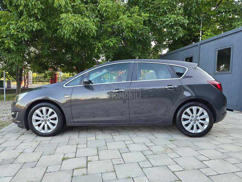 Opel Astra J 1.7 cdti COSMO