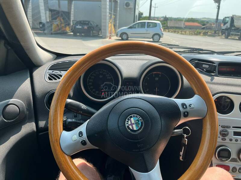 Alfa Romeo 156 