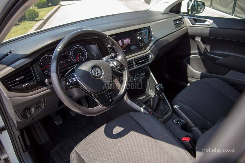 Volkswagen Polo 1.0TSI Nav