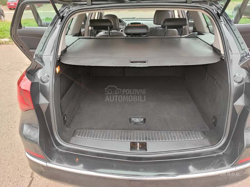 Opel Astra J 1.6CDTI