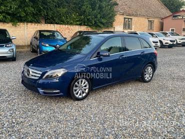Mercedes Benz B 180 