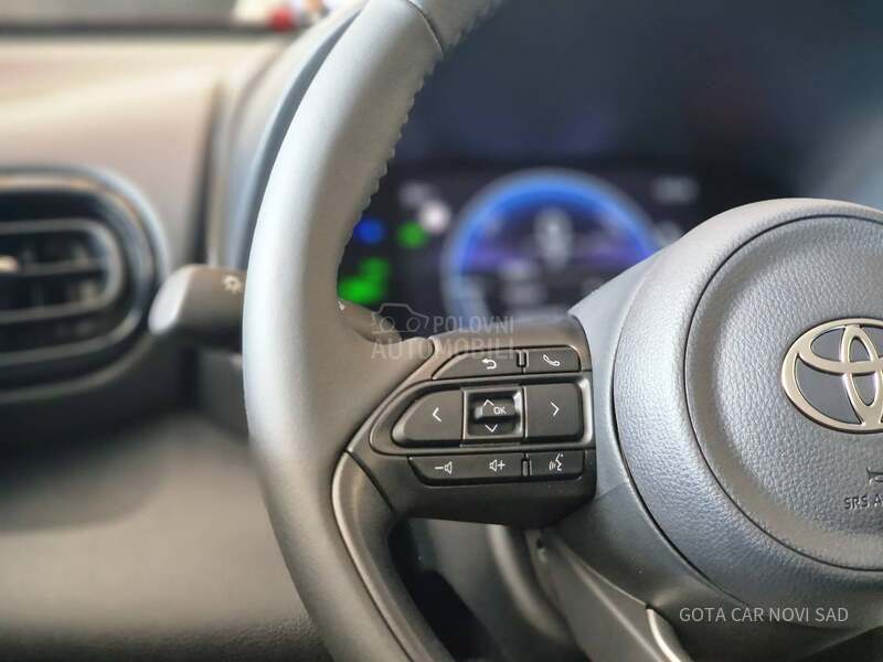 Toyota Yaris Cross 1.5 HEV  E-CVT COOL