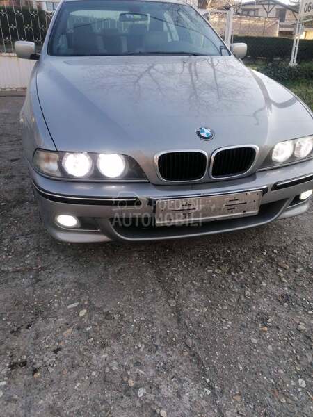 BMW 523 M5