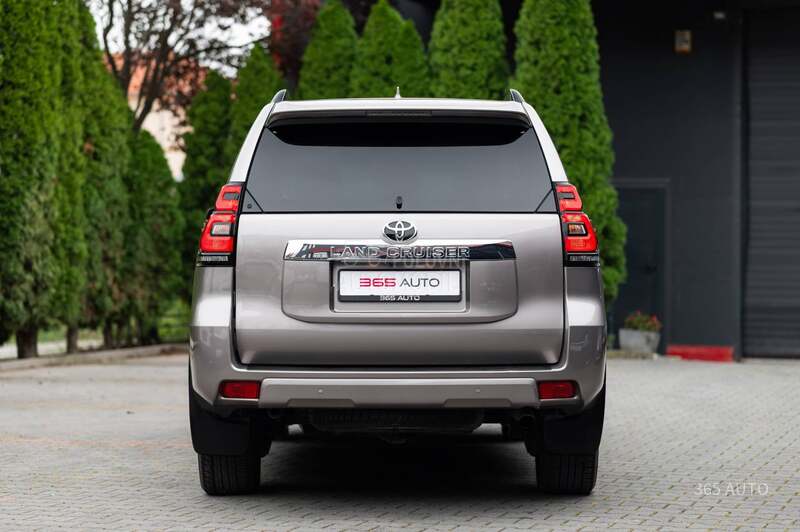 Toyota Land Cruiser PREMIUM/7 SEDIŠTA
