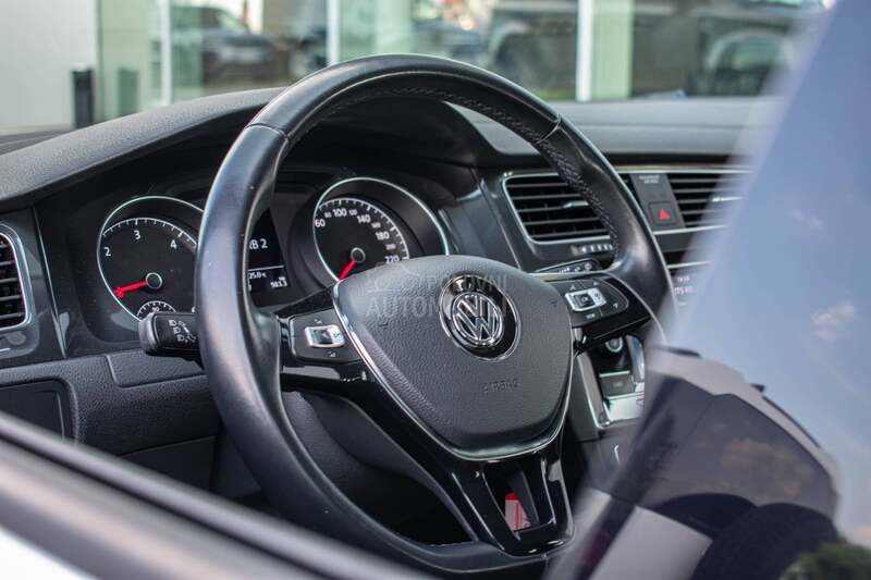 Volkswagen Golf 7 