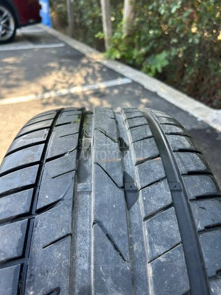 Starmaxx 245/40 R18 Letnja