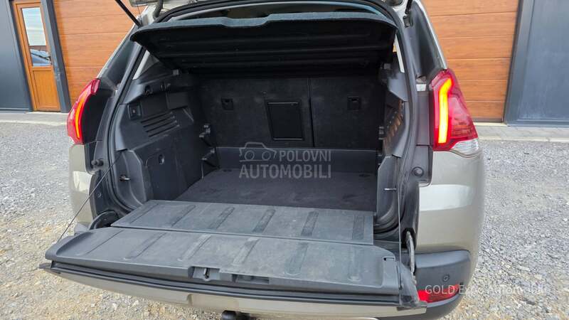 Peugeot 3008 1.6 HDi PREMIUM GOLD