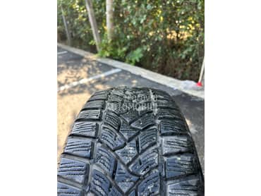 Dunlop 215/60 R16 Zimska