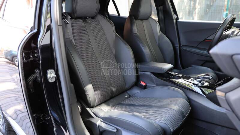 Peugeot 2008 1.5 GT autom.