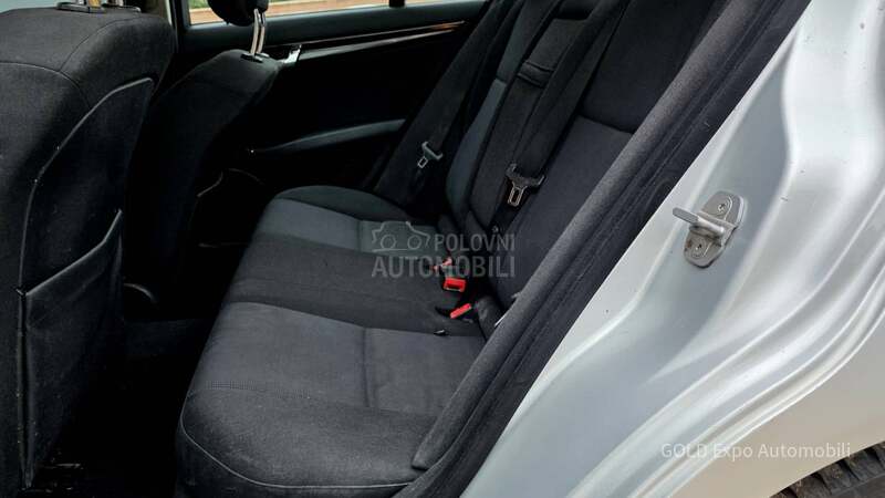 Mercedes Benz C 220 2.1 FUL AVANTGARD